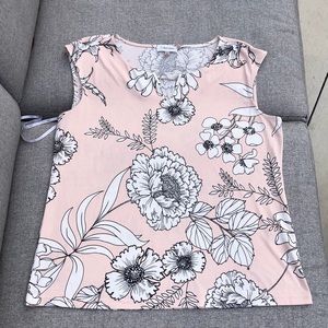 CALVIN KLEIN Sleeveless Blouse